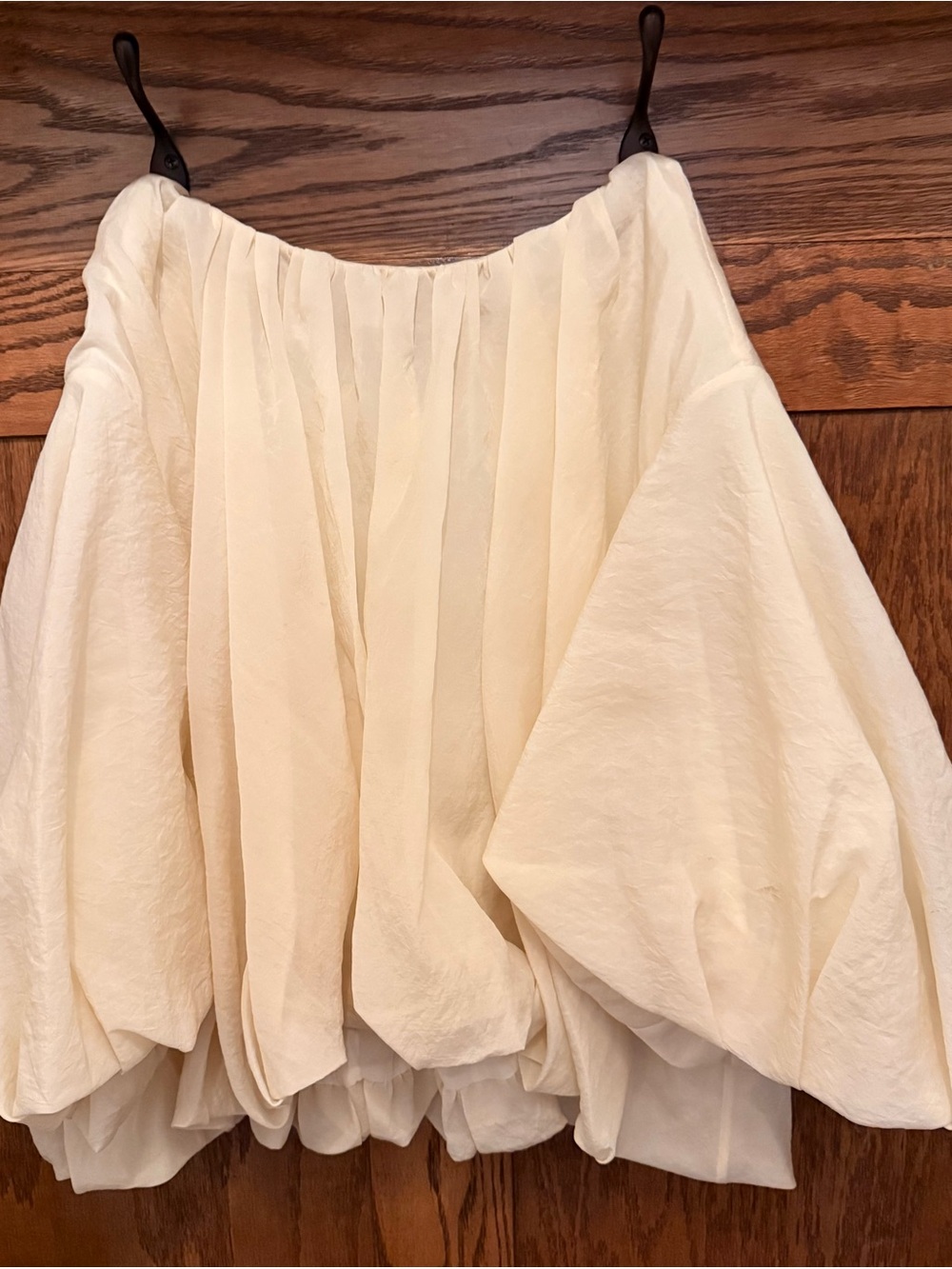 KHAITE Alma Billowy Cream Puff-Sleeve Blouse - Picture 4 of 5